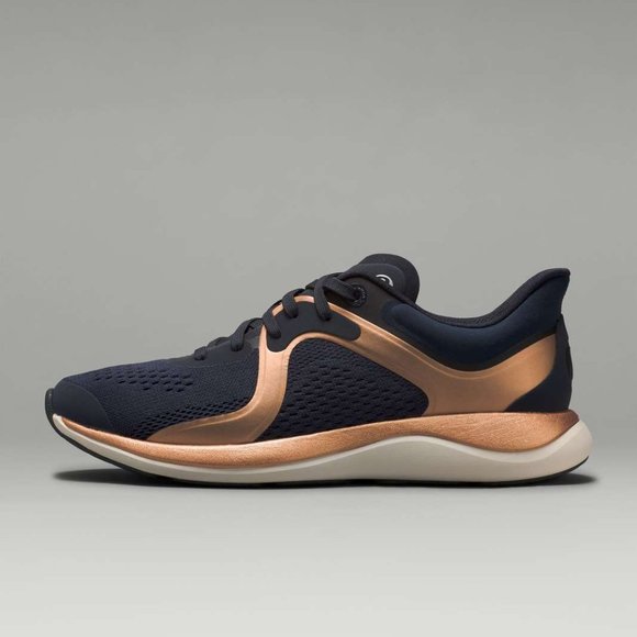 lululemon athletica Shoes - EUC Lululemon Chargefeel Workout Shoe, Sz 10, True Navy/Rose Gold/Black